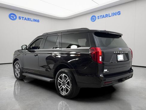 Used 2026 Ford Expedition Active RWD image 5