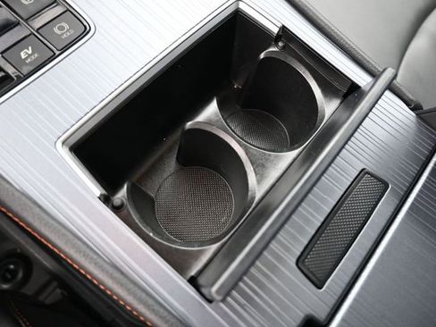 Used 2022 Toyota Sienna XSE image 23