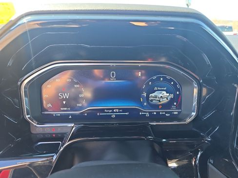 Used 2024 Chevrolet Silverado 1500 LTZ w/ Technology Package image 16