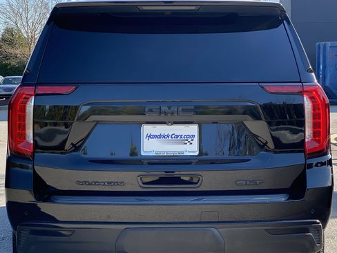 Used 2021 GMC Yukon SLT w/ SLT Luxury Plus Package image 23