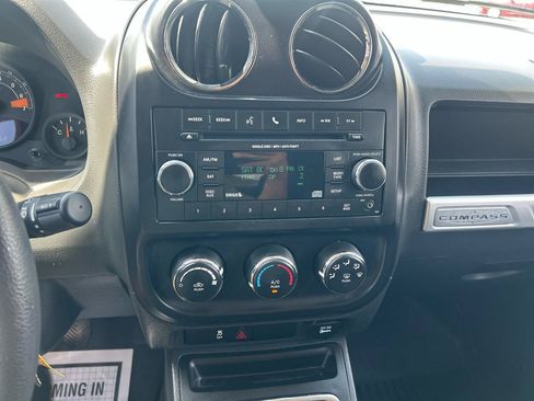Used 2015 Jeep Compass Sport FWD image 19