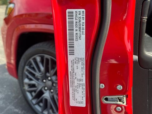 Used 2022 Jeep Compass Limited image 26