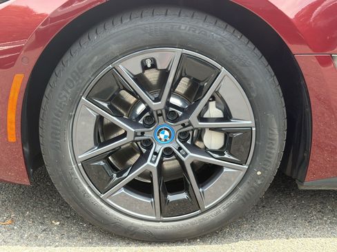 Used 2023 BMW i4 eDrive35 w/ Premium Package RWD image 12