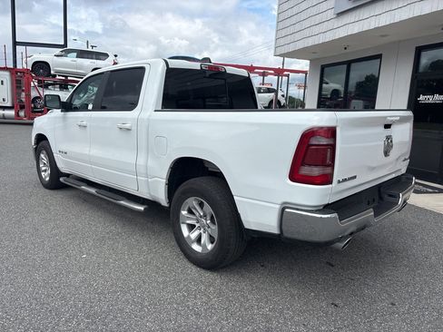 Used 2024 RAM 1500 Laramie AWD/4WD image 6