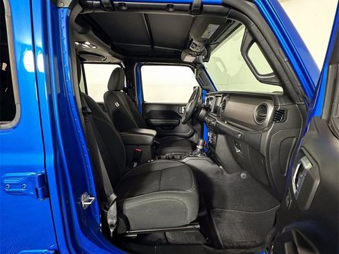 Used 2021 Jeep Wrangler Unlimited Sport image 6
