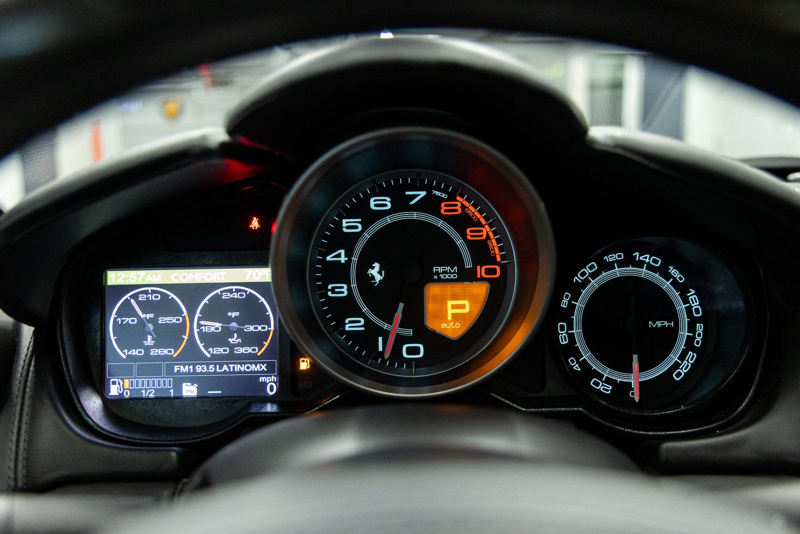 Used 2011 Ferrari California RWD image 38