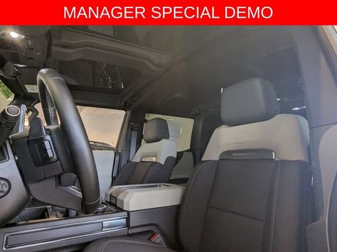 Used 2026 GMC Hummer EV SUV AWD/4WD image 12