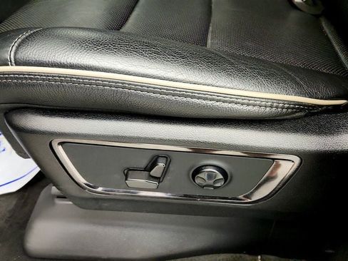 Used 2022 RAM 1500 Limited AWD/4WD image 13