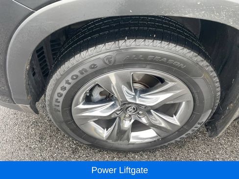 Used 2019 Toyota Highlander Limited AWD/4WD image 10