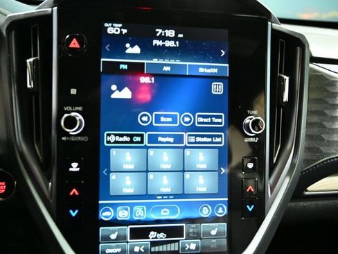 Certified 2025 Subaru Forester Limited image 33