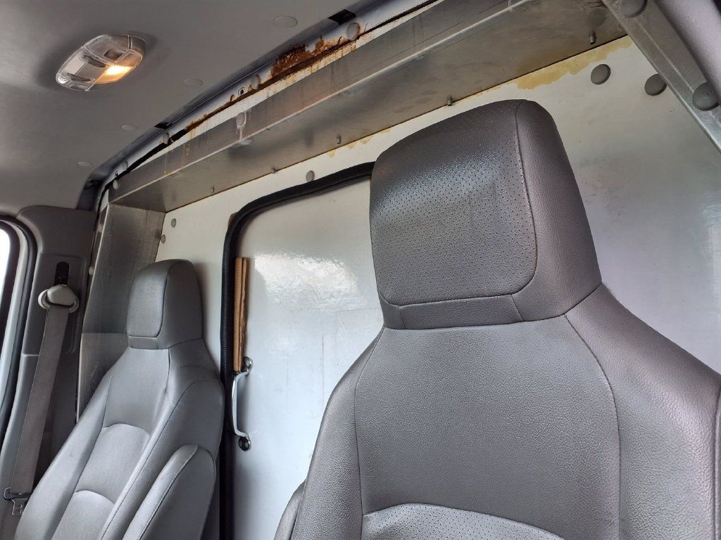 Used 2022 Ford E-350 and Econoline 350 Super Duty w/ Power Windows & Locks Group RWD image 14