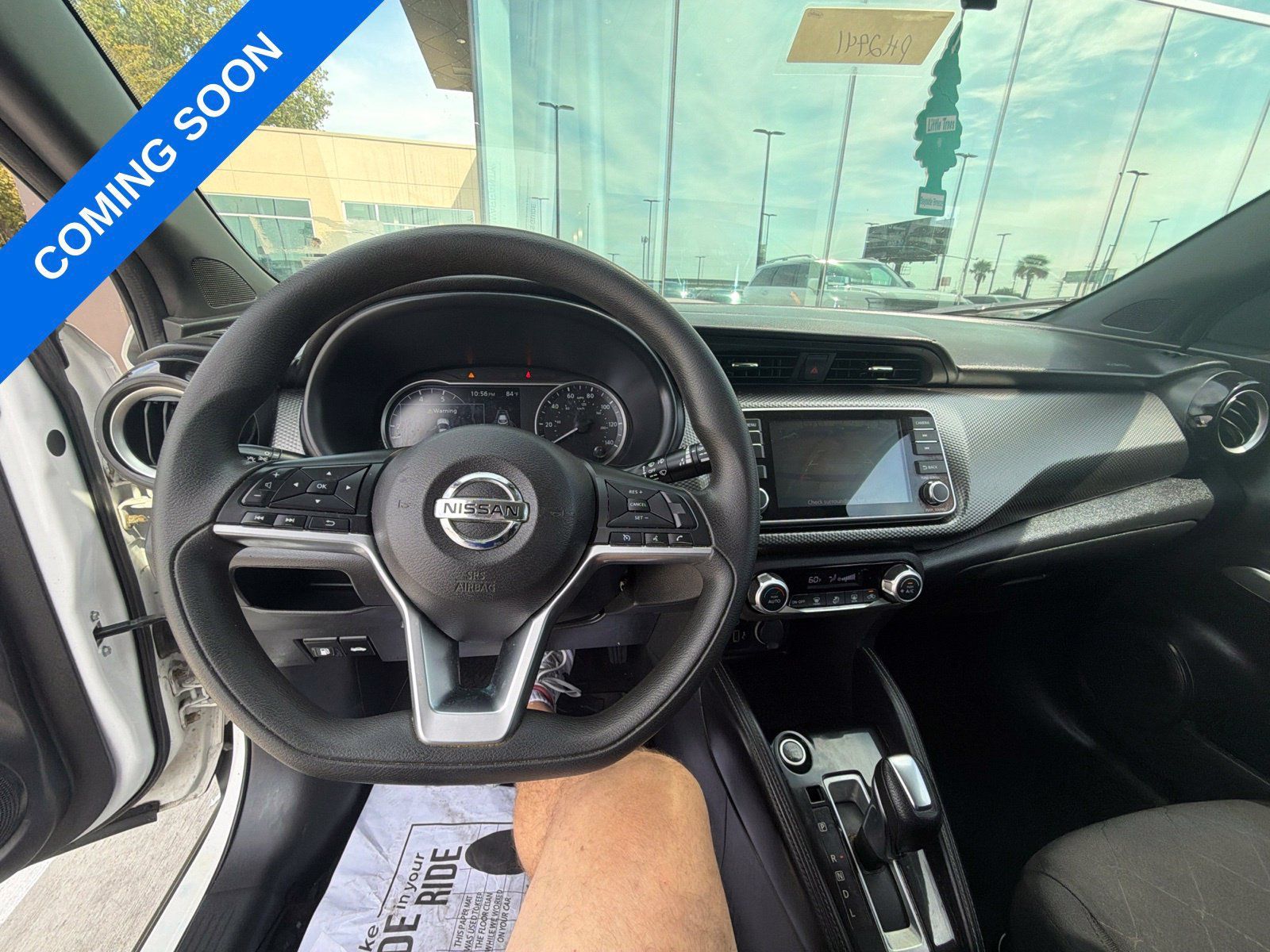 Used 2020 Nissan Kicks SV FWD image 17