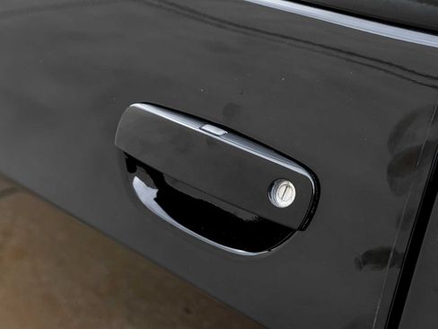 Used 2016 Dodge Challenger SRT Hellcat RWD image 31