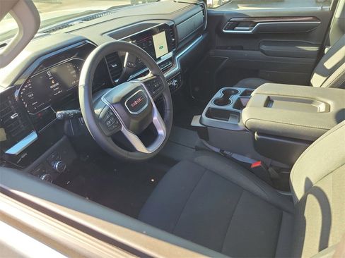 Used 2026 GMC Sierra 1500 Elevation image 10