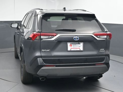Used 2021 Toyota RAV4 XSE image 7