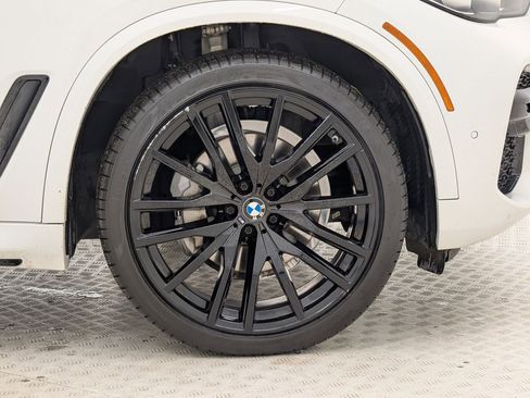 Used 2022 BMW X5 xDrive40i w/ M Sport Package image 10