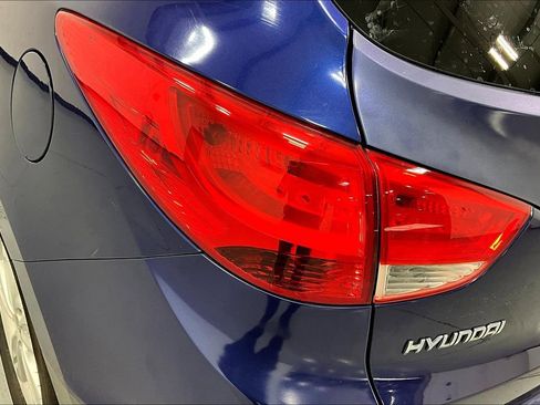 Used 2012 Hyundai Tucson GLS image 36