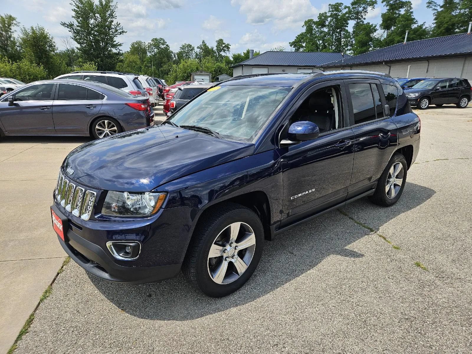 Used 2017 Jeep Compass High Altitude AWD/4WD image 3