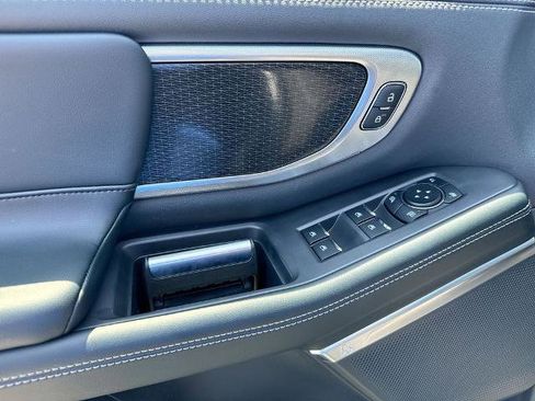Certified 2025 Ford Expedition Max Platinum w/ Stealth Performance Package AWD/4WD image 22