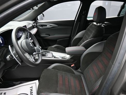 Certified 2024 Dodge Hornet R/T w/ Track Pack image 10