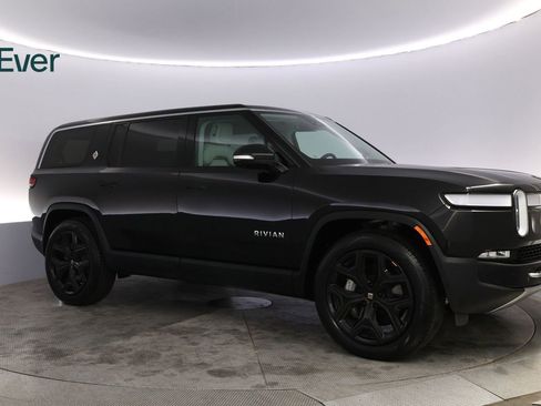 Used 2024 Rivian R1S Adventure image 14