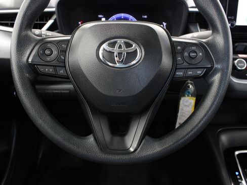 Used 2026 Toyota Corolla LE FWD image 21