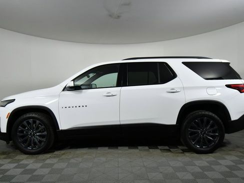 Used 2023 Chevrolet Traverse RS image 16