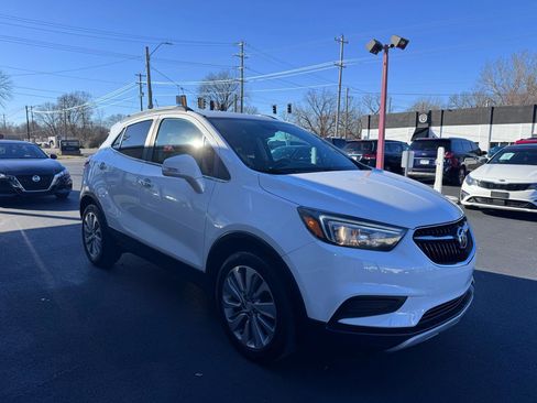 Used 2018 Buick Encore Preferred image 7