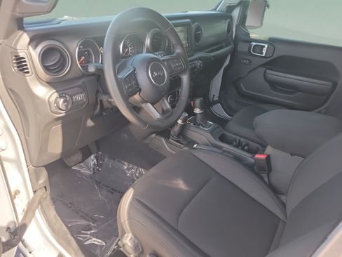 Used 2022 Jeep Wrangler Unlimited Sport AWD/4WD image 18