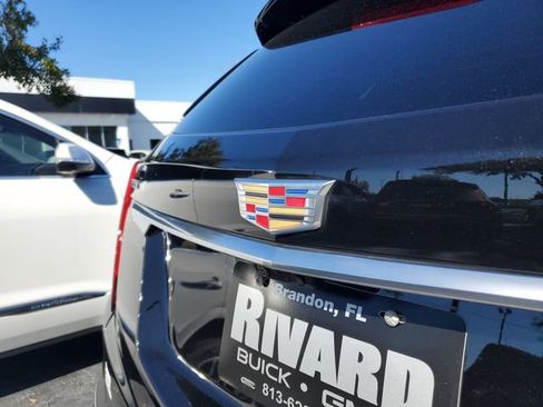 Used 2025 Cadillac XT5 Premium Luxury w/ Technology Package image 6