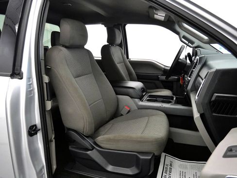 Used 2017 Ford F250 XLT w/ XLT Value Package AWD/4WD image 16