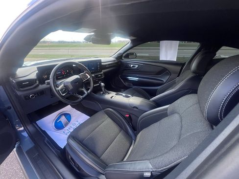 Used 2025 Ford Mustang Coupe image 20