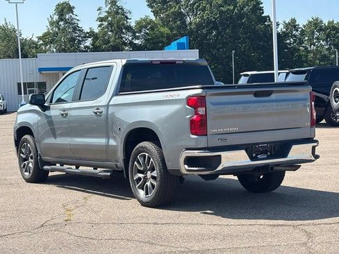 Used 2024 Chevrolet Silverado 1500 LT AWD/4WD image 2
