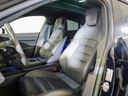 Certified 2024 Porsche Taycan image 5