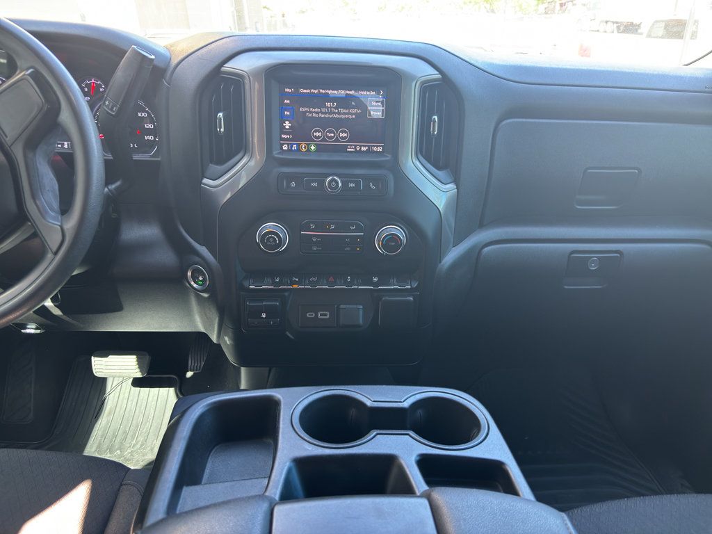Used 2024 Chevrolet Silverado 2500 Custom w/ Custom Value Package AWD/4WD image 22