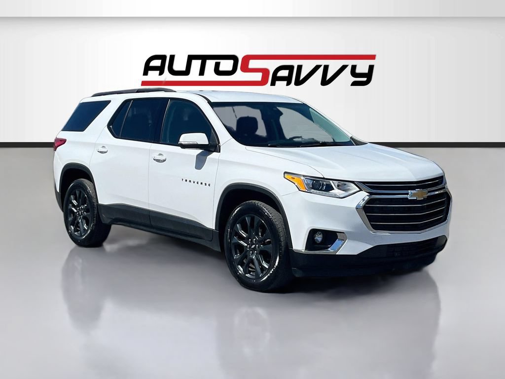 Used 2021 Chevrolet Traverse RS FWD image 1