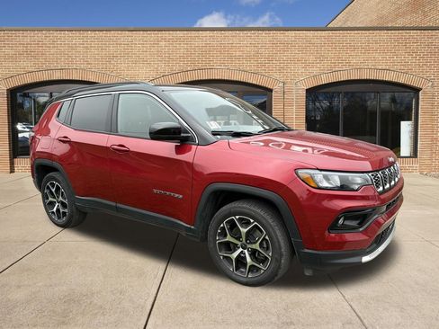 Used 2025 Jeep Compass Limited AWD/4WD image 1