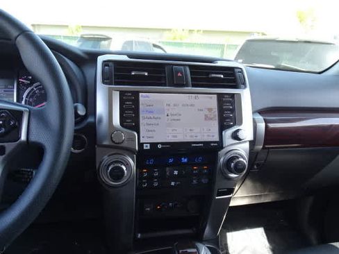 Used 2021 Toyota 4Runner Limited AWD/4WD image 25