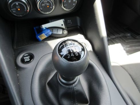 Used 2024 Nissan Z Performance w/ Floor Mat Package RWD image 15