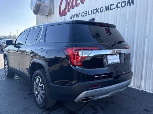Used 2023 GMC Acadia SLE image 4