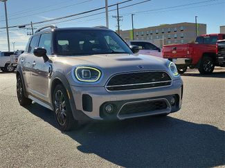 Used 2022 MINI Cooper Countryman S w/ Signature Upholstery Package video 2