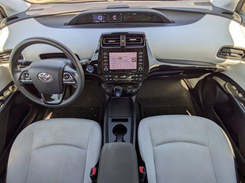 Used 2022 Toyota Prius LE FWD image 13