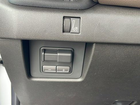 New 2026 GMC Canyon Denali image 24