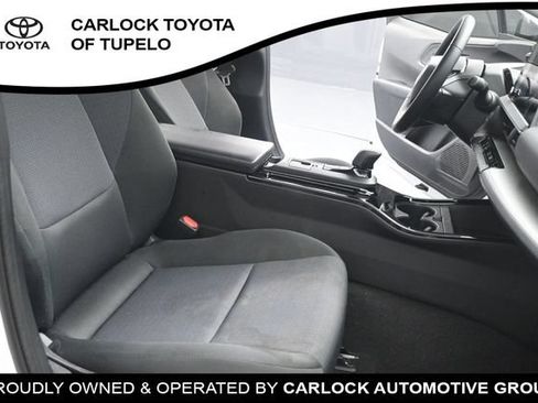 Used 2026 Toyota Prius LE FWD image 37