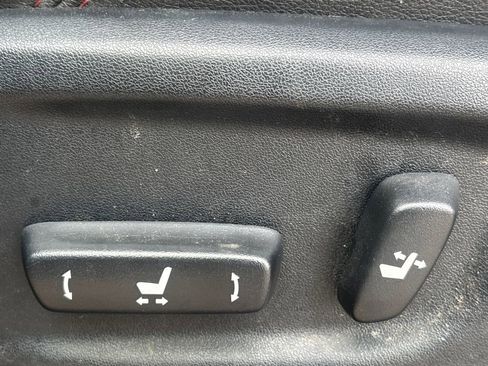 Used 2016 Toyota 4Runner Trail Premium image 4