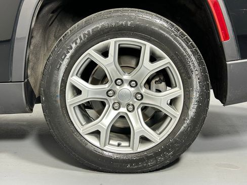 Used 2022 Jeep Wagoneer Series II image 37