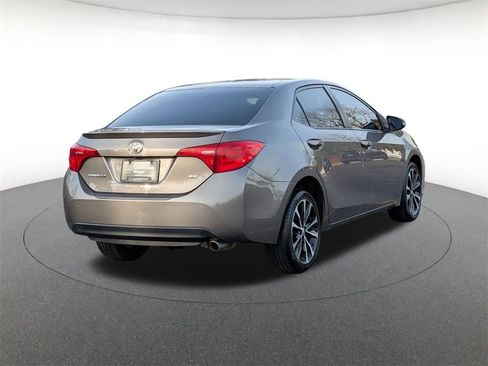 Used 2017 Toyota Corolla L image 5