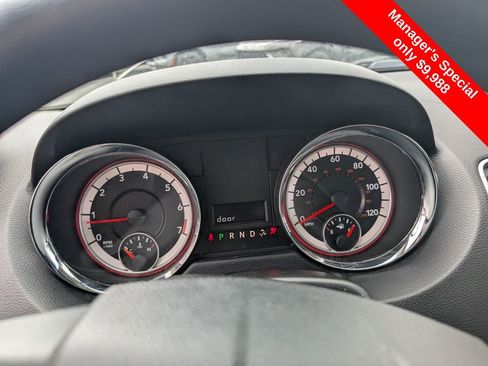 Used 2016 Dodge Grand Caravan American Value Package FWD image 17