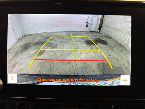 Used 2024 Toyota RAV4 XLE FWD image 26