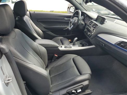 Used 2016 BMW M235i Convertible image 12